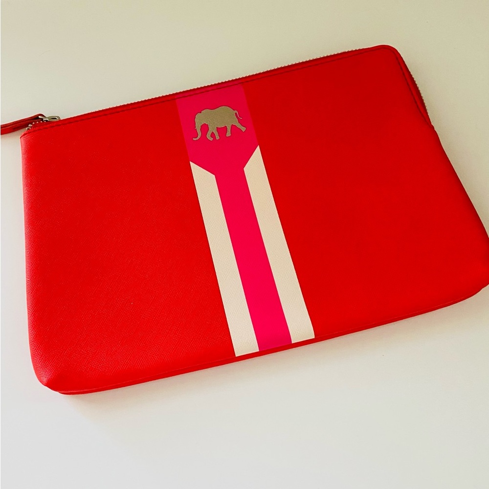 4 for $10 Stella & Dot Elephant Clutch